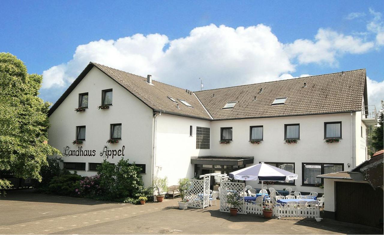 Hotel Landhaus Appel Schotten Eksteriør bilde